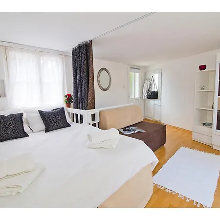 Mili Apartment